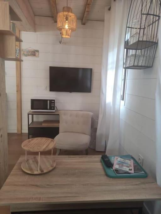 Joli T2 Bas De Chalet Plage De Gruissan Εξωτερικό φωτογραφία